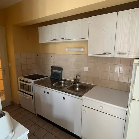 Agreable T2 Centre-ville, Calme Et Lumineux Avec Parking Privatif - Fr-1-555-94 公寓 艾克斯莱班