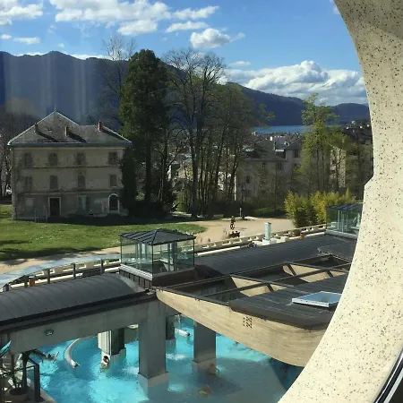 Agreable T2 Centre-ville, Calme Et Lumineux Avec Parking Privatif - Fr-1-555-94 Apartmán *