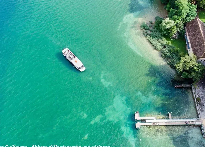 公寓 Agreable T2 Centre-ville, Calme Et Lumineux Avec Parking Privatif - Fr-1-555-94 *